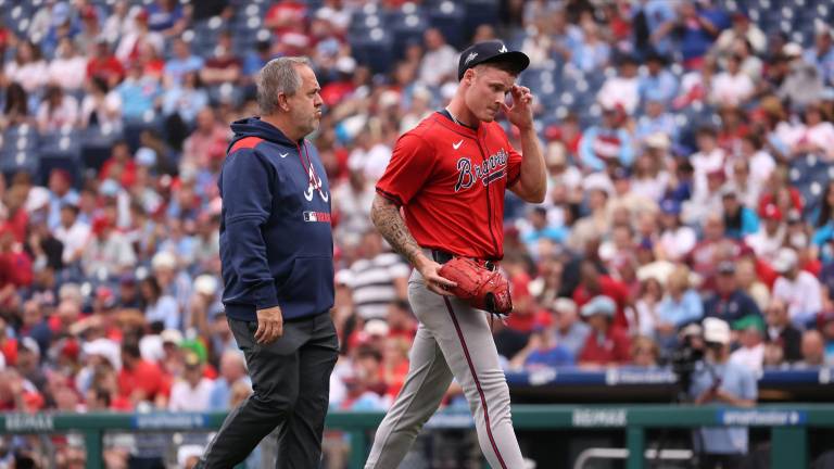 Smith-Shawver sale con lesión.