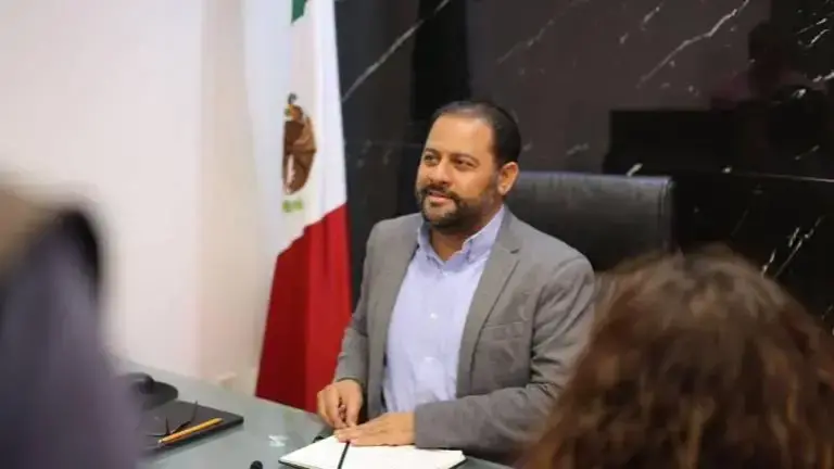 Moisés Ríos explicó que las fallas se deben a los apagones de energía eléctrica que sufre la ciudad, los cuales llegan a ser muy recurrentes últimamente.