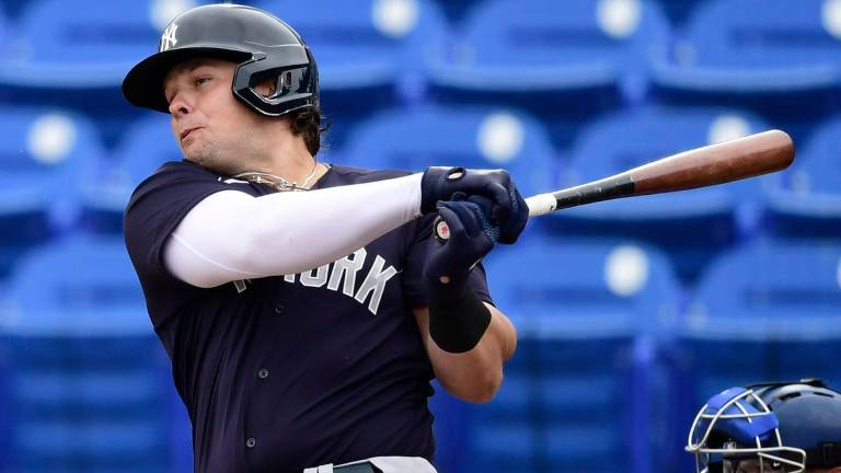 Luke Voit estará con los Yanquis en el inicio de una gira de 10 encuentros.