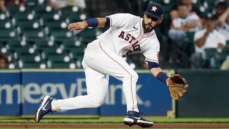 El acuerdo tendría un valor de 1.1 millones de dólares si Marwin González va al equipo grande.