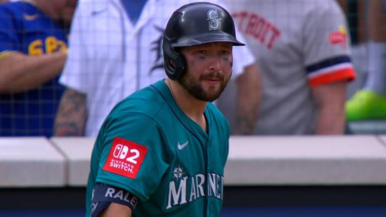 Cal Raleigh anunció que jugará con Estados Unidos en el próximo Clásico Mundial de Beisbol.
