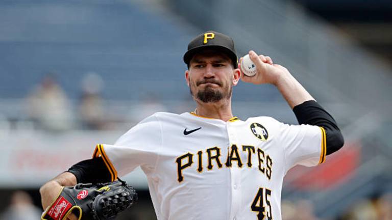 Andrew Heaney fue liberado por los Piratas y ahora volverá a lanzar para los Dodgers.