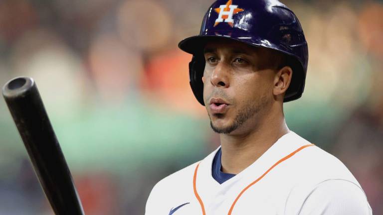 Michael Brantley se perderá el resto de la temporada 2022, luego de someterse a una operación en su hombro derecho.