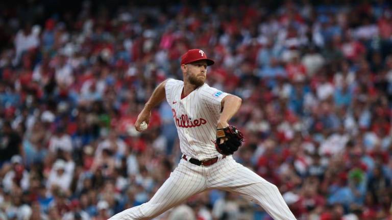 Zack Wheeler estuvo en plan dominante por los Filis.