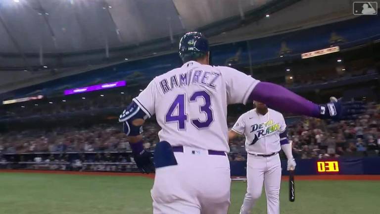 Harold Ramírez pega jonrón.