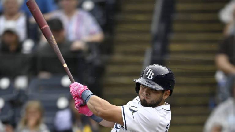 Jonathan Aranda tuvo un domingo efectivo a la ofensiva, al conectar tres hits y remolcar una carrera.