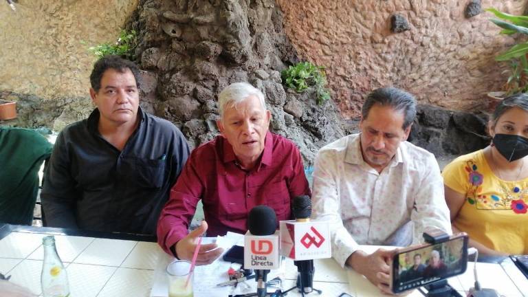 Conferencia de las Redes Ciudadanas de Sinaloa sobre la planta de amoniaco en Topolobampo.