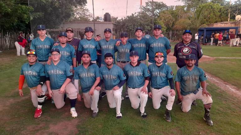 La Tuna se corona en dos juegos.