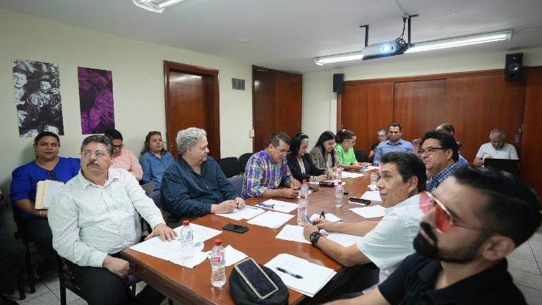 La sexta sesión ordinaria del Consejo de Administración de Cultura estuvo presidida por el Presidente Municipal de Mazatlán, Édgar González Zataráin y Raúl Rico González, director general de la paramunicipal.