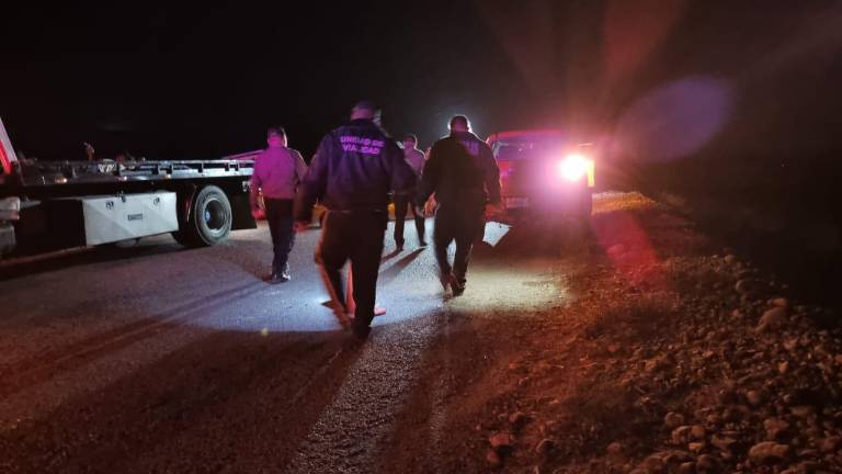Una mujer que circulaba en una bicicleta fue atropellada en la carretera, en Culiacán.