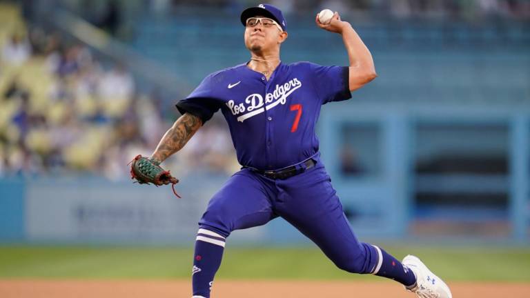Julio Urías volvió a verse efectivo, pero en esta ocasión no contó con el respaldo de sus compañeros.