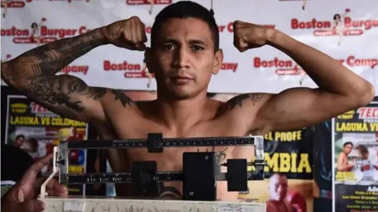 Tony Rodríguez trabajaba también para el IMSS, además de ser boxeador.