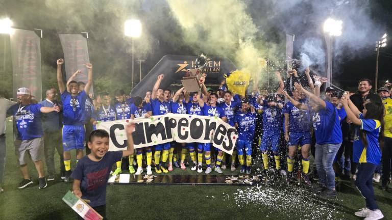 Boys de Villa Unión logra su segunda corona en la Primera Fuerza.