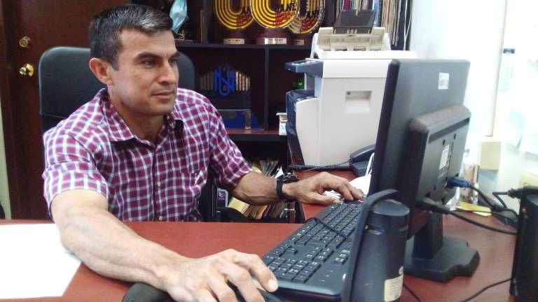 Gilberto Berrelleza Reyes, director de deportes de la Universidad Autónoma de Sinaloa.
