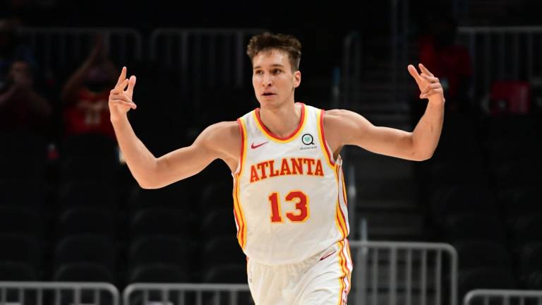 Bogdan Bogdanovic fue el artífice de los Hawks.