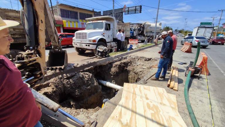 Reparaciones en la Gabriel Leyva.