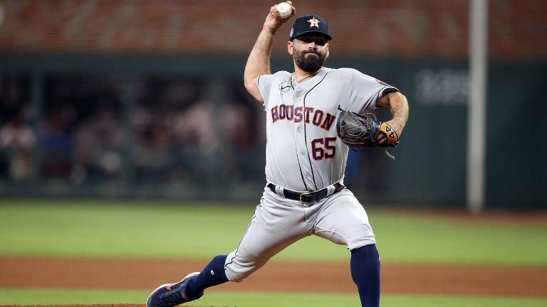 José Urquidy lanzó ocho sólidos capítulos para apuntarse el triunfo en Oakland.