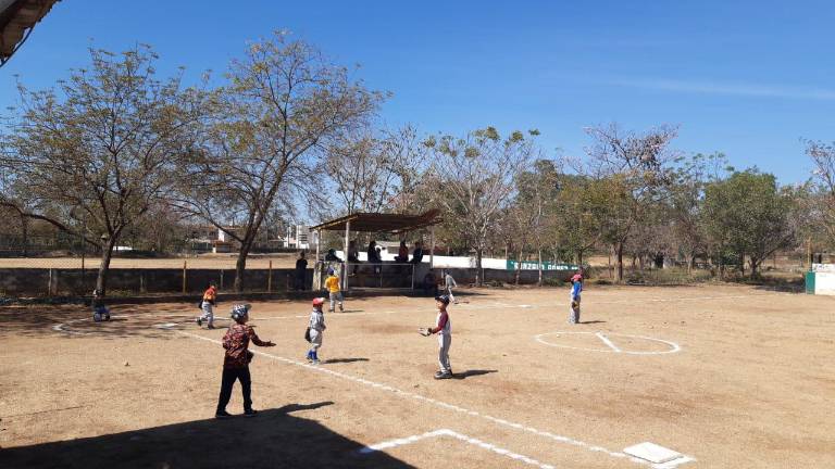 Las inscripciones siguen abiertas para todos los niños que gusten incorporarse a la liga.