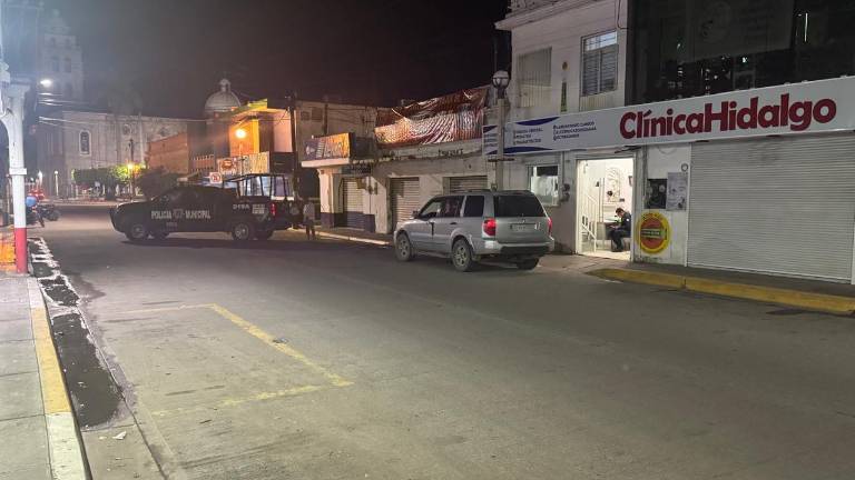 En una clínica de Escuinapa llegó una mujer embarazada sin signos vitales.