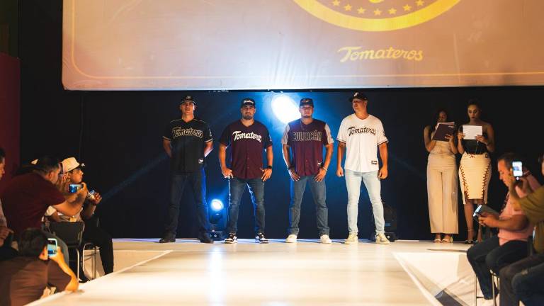 Tomateros de Culiacán presentó de manera formal los jerseys que usará en la temporada 2025-2026 de la Liga Mexicana del Pacífico.