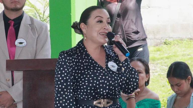 Milán Pintor y sus escoltas fueron trasladados a un hospital.