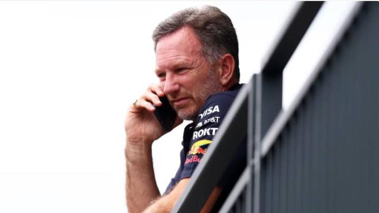 Christian Horner es cesado por Red Bull.
