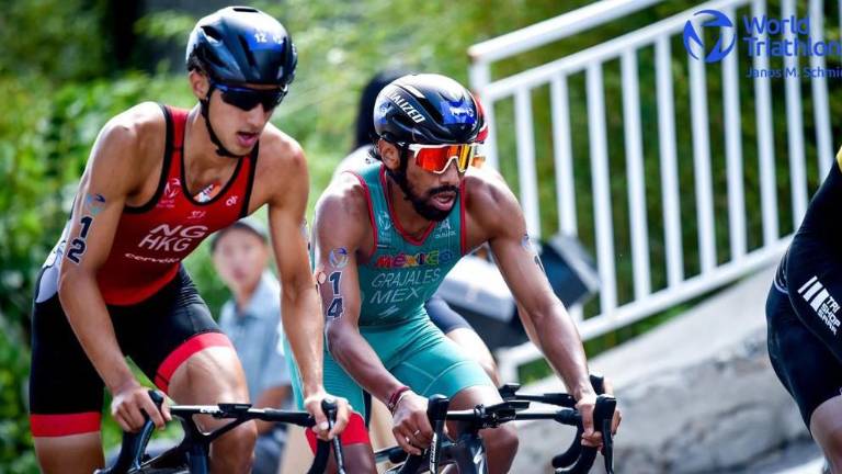 Crisanto Grajales ganó oro en la Copa Mundial de Triatlón Weihai, China, que otorga puntos para la calificación olímpica.