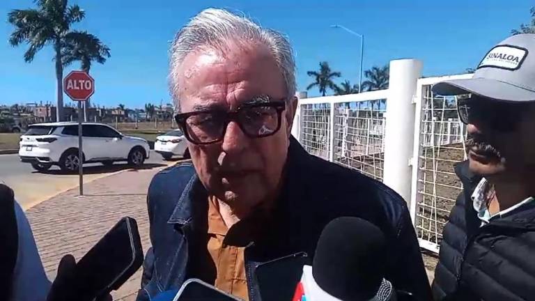 El Gobernador encabezó sostuvo una reunión privada con dirigentes de sectores productivos de Mazatlán en el Centro de Convenciones.