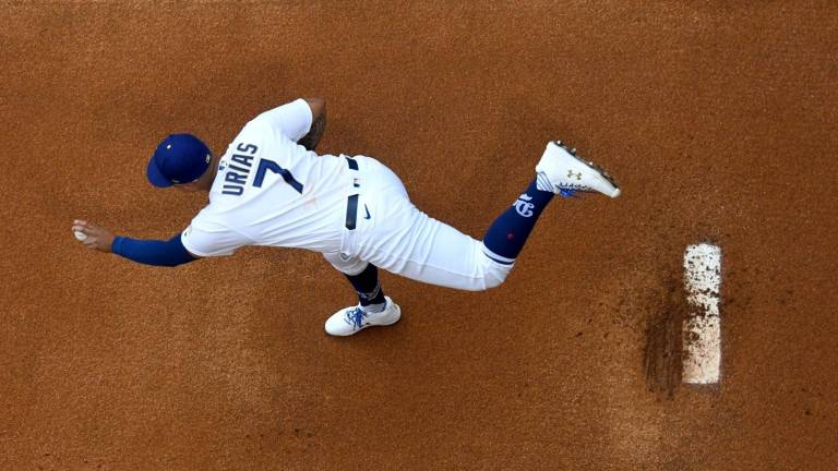 Julio Urías ha comenzado a destacar en las Grandes Ligas desde la temporada 2020.