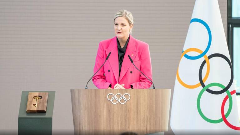 Kirsty Coventry asumió como presidenta del Comité Olímpico Internacional, para convertirse en la primera mujer con ese cargo.