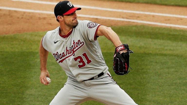 Max Scherzer logró otra salida de calidad para agenciarse la victoria por los Nacionales.