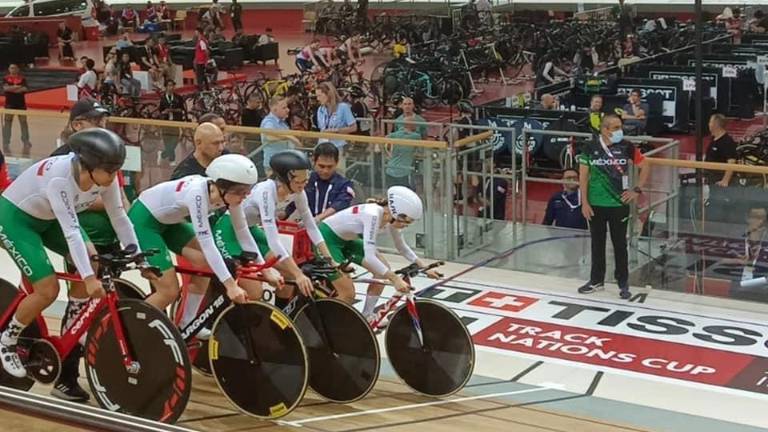 El equipo femenino mexicano de persecución de cuatro mil metros se ubica en el sitio 12.