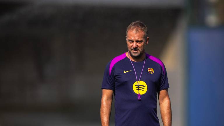 Hansi Flick se pronuncia sobre los retos administrativos, la recuperación de Ter Stegen, la salida de Iñigo Martínez y el momento de Fermín López.