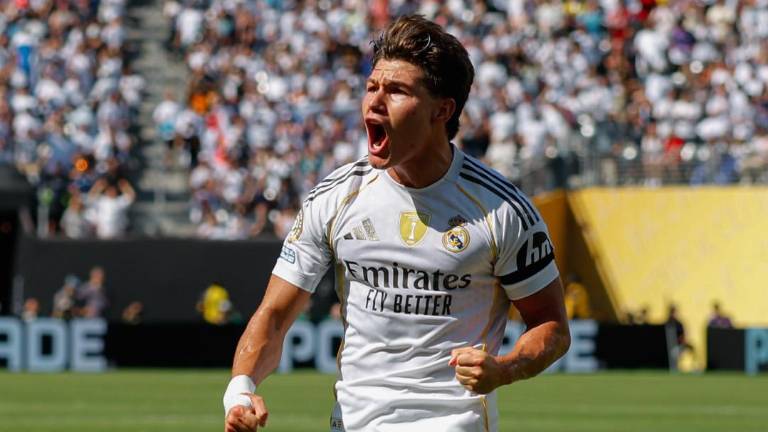 Real Madrid vence 3-2 al Dortmund.