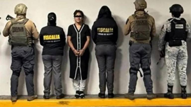 La Fiscalía General de Justicia del Estado de México investiga el posible vínculo de Yareli Domínguez con grupos criminales.