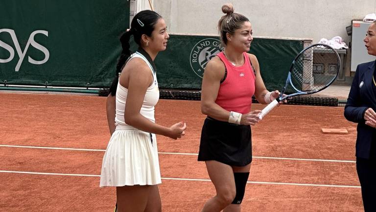 La checa Alexandra Eala y la mexicana Renata Zarazúa avanzaron de ronda en dobles femenil.