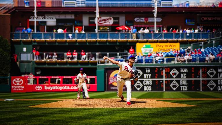 Aaron Nola dejó en blanco a los Cardenales.