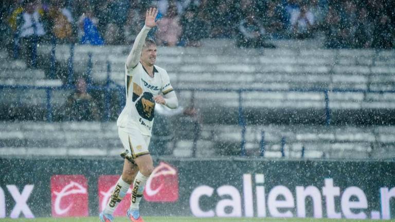 Aaron Ramsey marcó su primer gol con Pumas y en su país, Gales, lo destacaron.