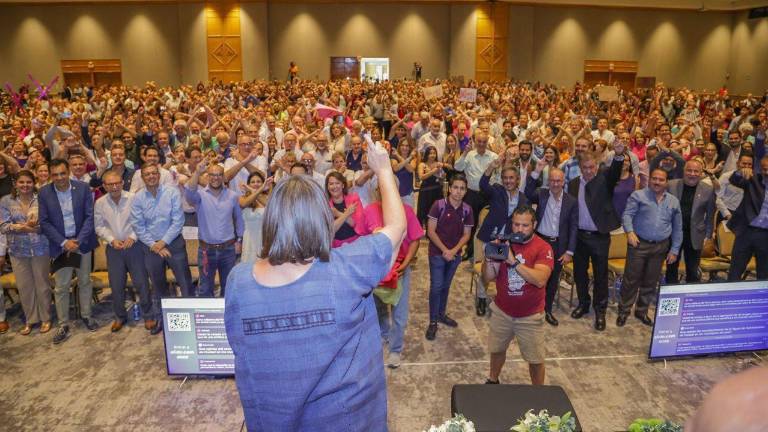 Xóchitl Gálvez Ruiz en un encuentro con simpatizantes.