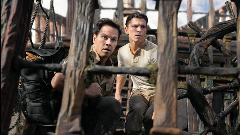 Mark Wahlberg y Tom Holland protagonizan Uncharted que este mes se disfrutará en HBO Max.