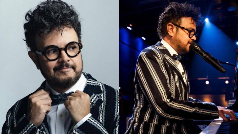 Aleks Syntek pide multar a establecimientos que pongan reggaetón.