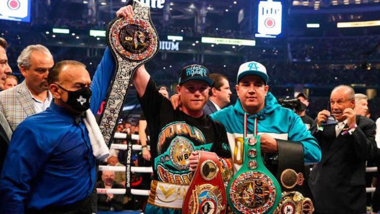 Saúl “Canelo” Álvarez podría medirse a Caleb Plant este mismo año.