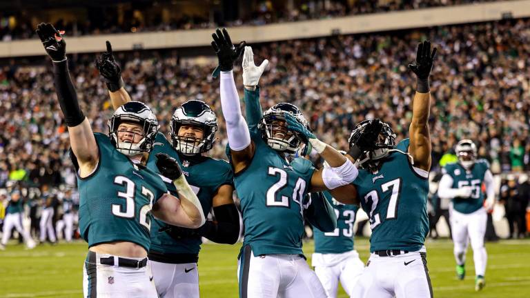 Eagles vuela a la final de Conferencia