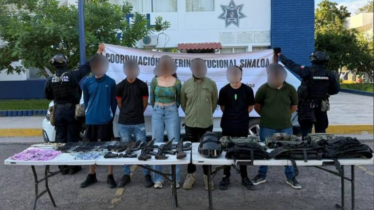 Tras una denuncia ciudadana, seis personas fueron detenidas por elementos de la PEP en Culiacán.