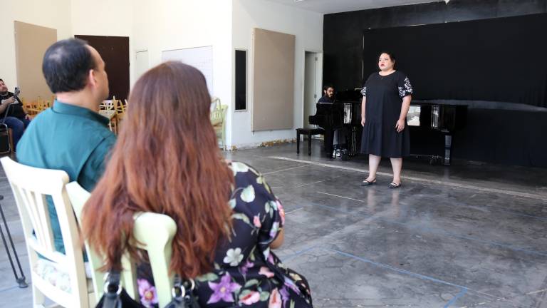 Los cantantes fueron evaluados por José Manuel Chú, director del Taos, y Marcela Beltrán, maestra de expresión corporal.