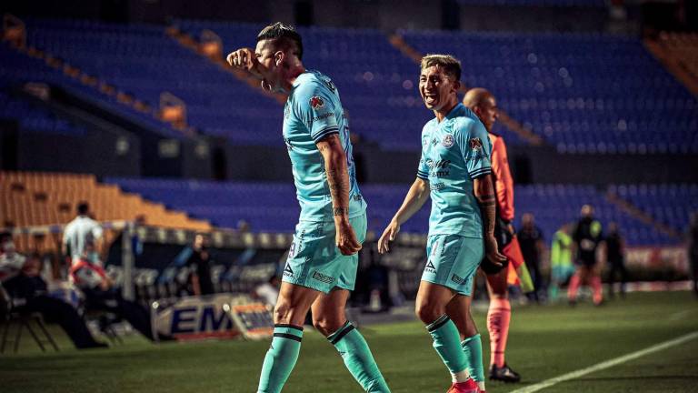 Michael Rangel festeja su gol.