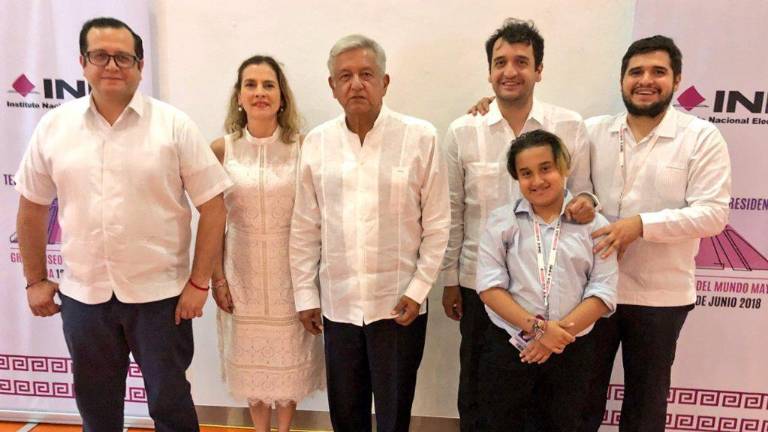 Beatriz Gutiérrez Müller, esposa del Presidente López Obrador, condenó el espionaje realizado por el Gobierno de Enrique Peña Nieto.
