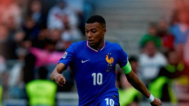 Mbappé marcó un gol y regaló otro.