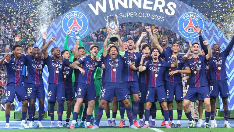 El París Saint-Germain logra una remontada espectacular y se alza con la Supercopa.