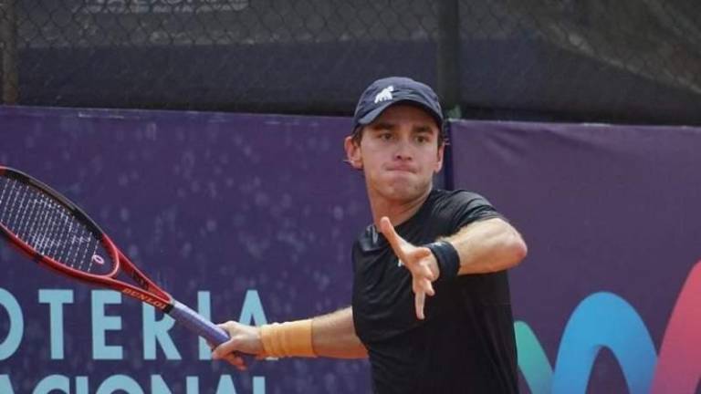 Luis Patiño pierde en la modalidad de dobles.